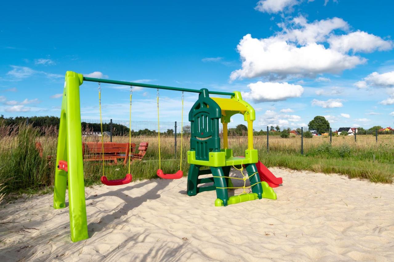 Domki Heyne Holiday Ustka Exteriör bild